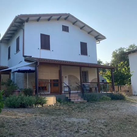 Casa Calicanto بيت للعطل